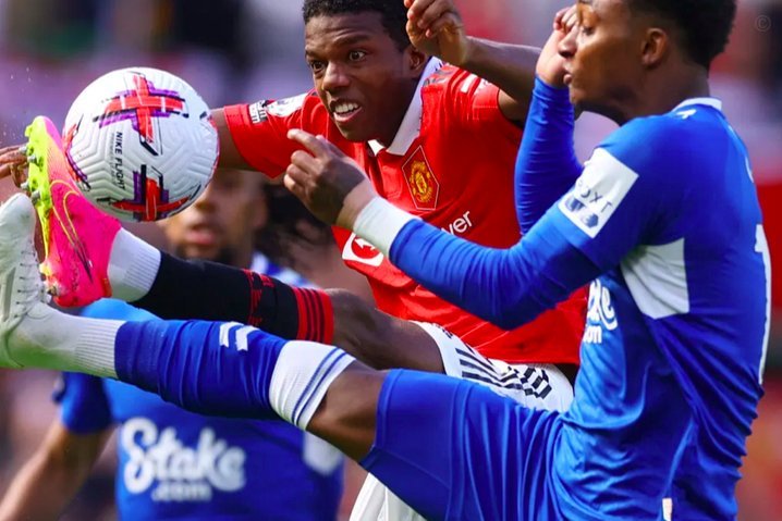 曼联22轮英超场场进球稳定输出