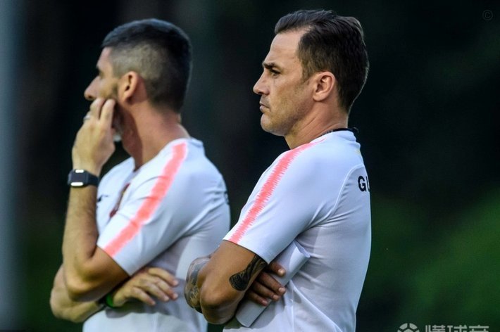 谢蒂内拉伤至少两周无法参赛上海男篮季后赛前景堪忧