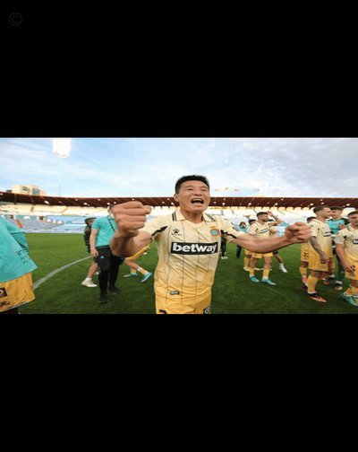 巴萨新星：首冠狂喜！