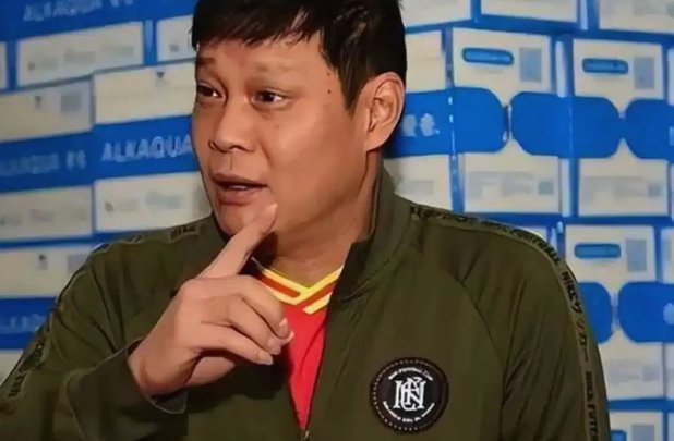 洪明甫比范志毅强吗？