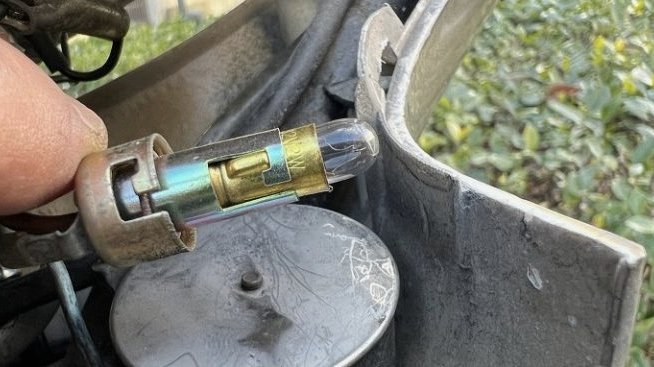 这是我一个看欧洲联赛多年的老球迷朋友对国字号今年两个亚军的看法。