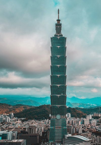 立帖为证！全球多款 AI 预测吕孟洋下家，等今晚 18 点消息看谁预测最准