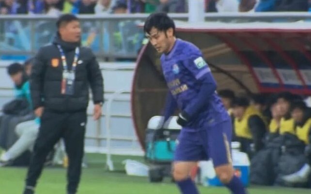 铜梁龙vs申花首发：阿马杜战旧主，向余望、吴曦出战